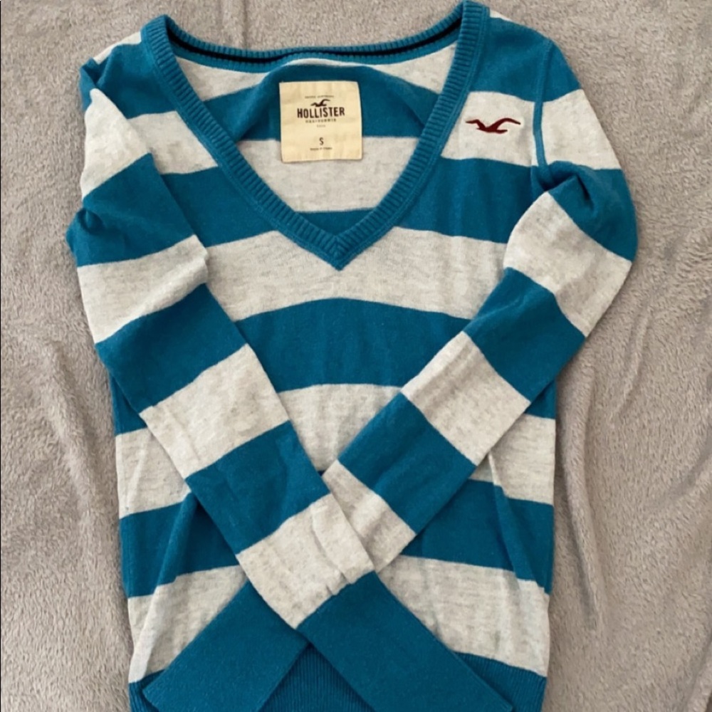 Hollister sweater 💗